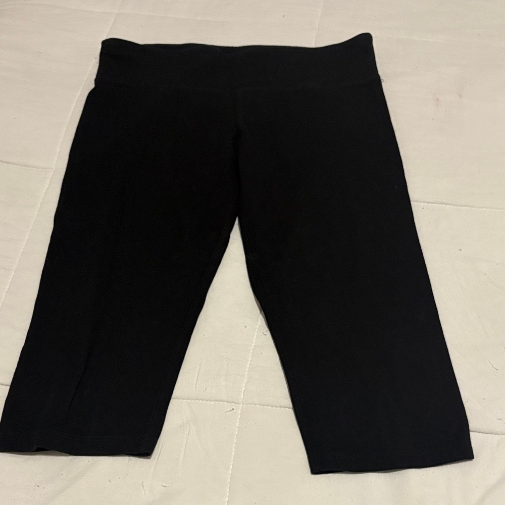 Calvin Klein Black High-Rise Capri Leggings